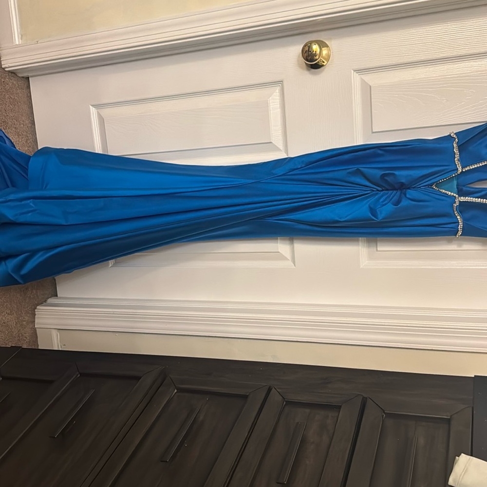 Elegant Blue Gown with Rhinestone Detail